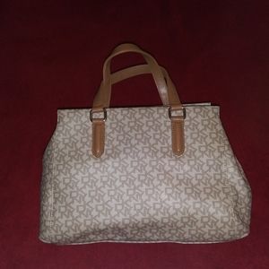 DKNY Handbag Satchel Purse 👛